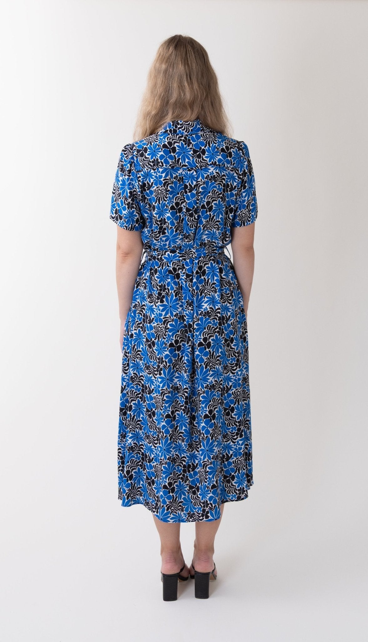 Isabel Dress Blue Flora | Midi Shirtdress | Crono Zee Crono Zee Isabel Dress Blue Flora | Midi Shirtdress | Crono Zee Crono Zee